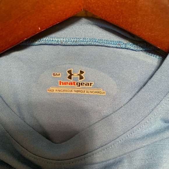 Under Armour T-Shirt - Picture 5 of 6